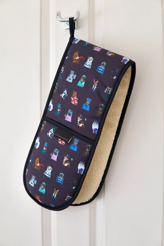 CATS Double Oven Gloves