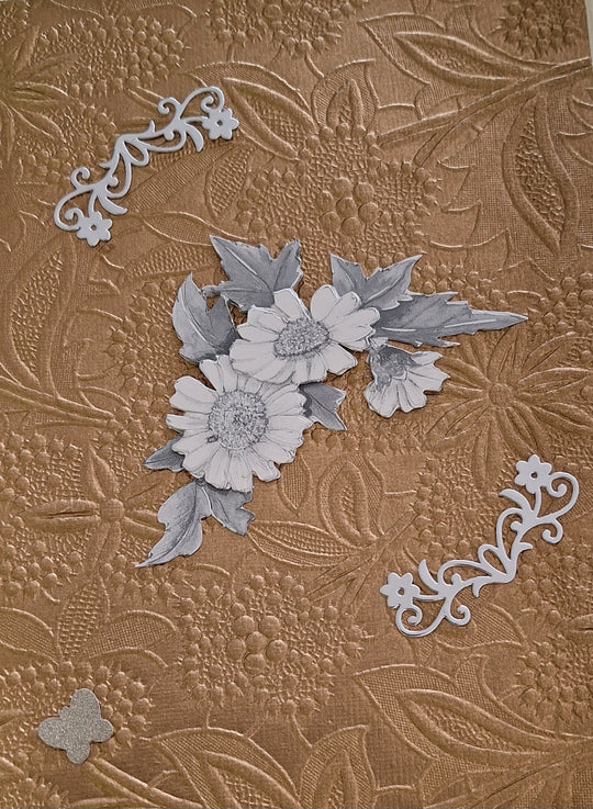 Silver And Gold Daisy Greeting Card