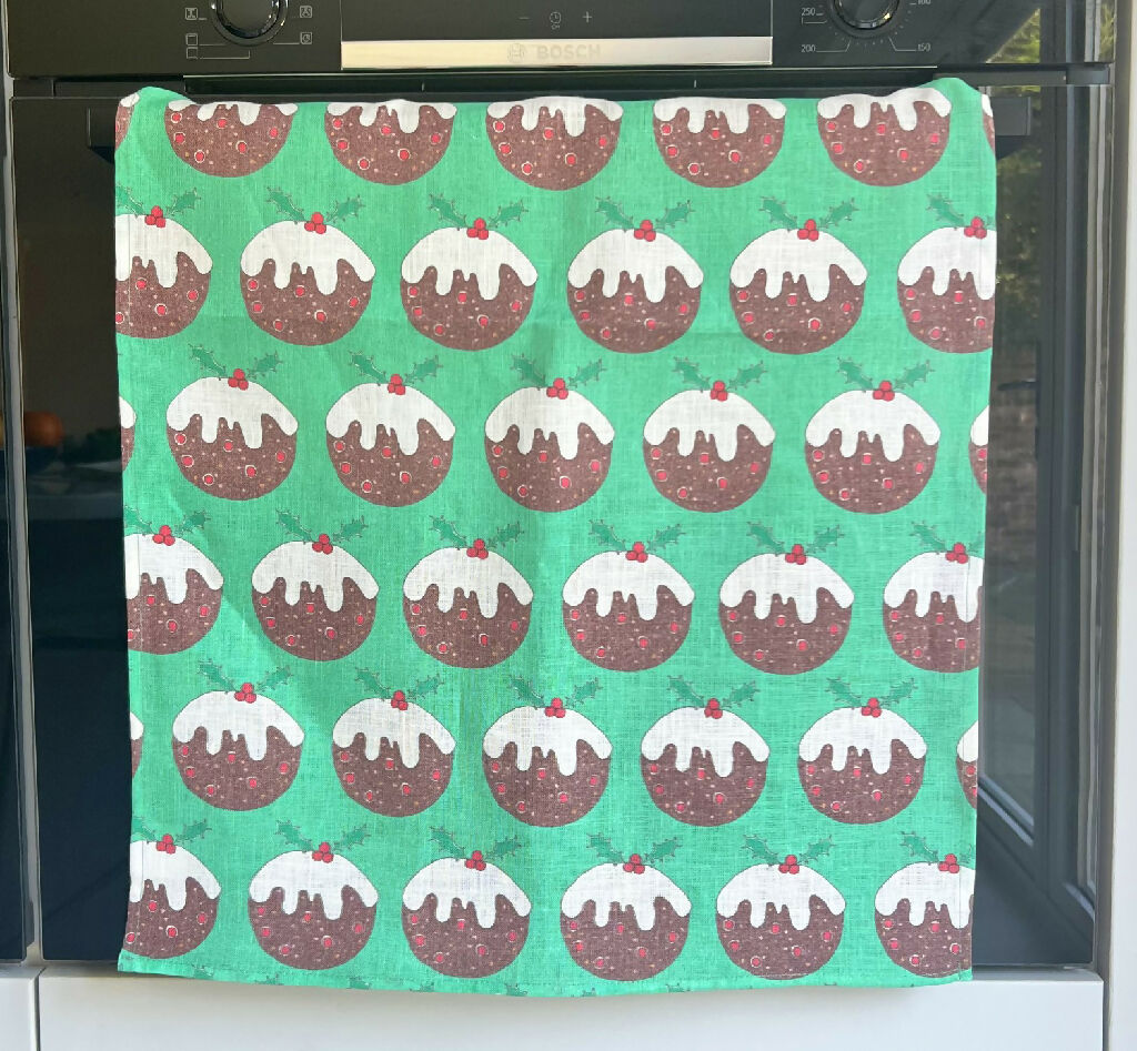 Christmas Linen Tea Towel in Christmas Puddings Design