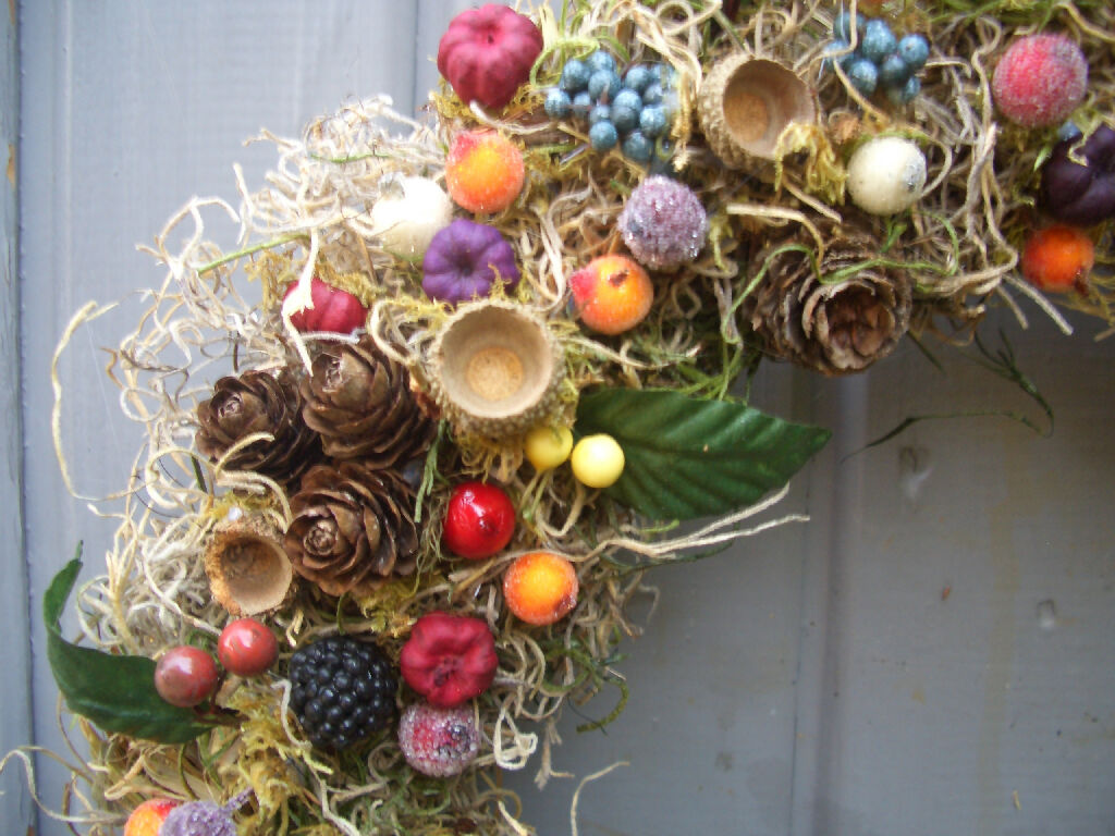 luxury-winter-berry-wreath-2024-2