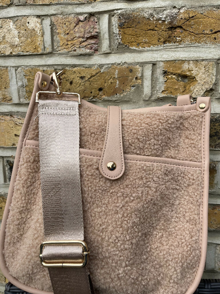 Highland Satchel in Beige