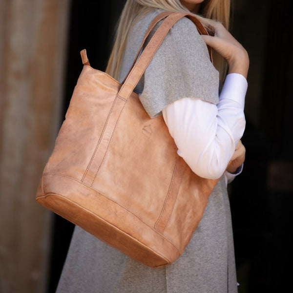 The Nador Tote Bag in Tan
