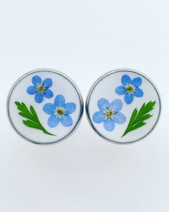 Cufflinks with forget-me-not flowers in 16mm