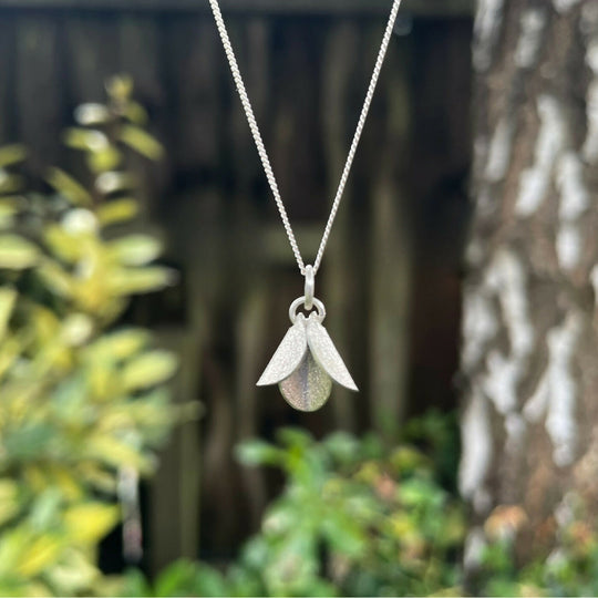 Silver Petals Necklace