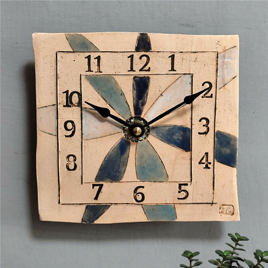 Blue Daisy Wall Clock With Large Numbers