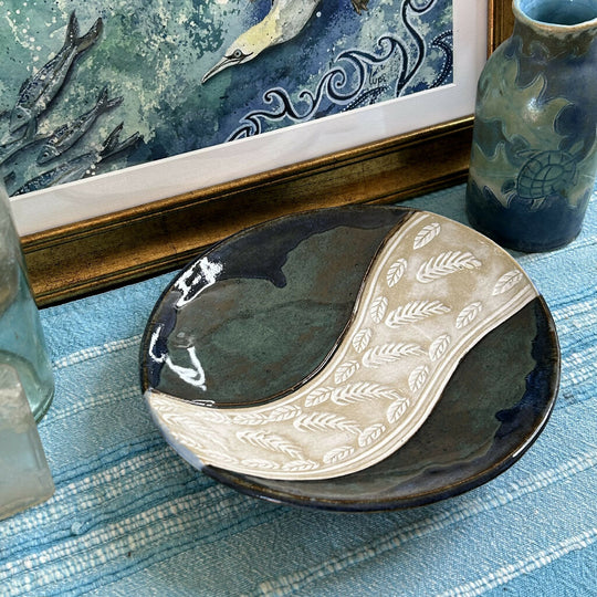 Shoreline Shallow Bowl - Botanical design