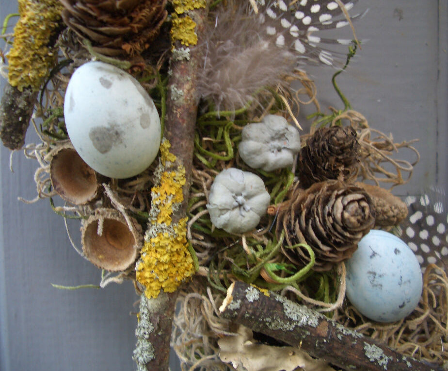 spring-easter-feather-egg-twig-wreath-2025-9