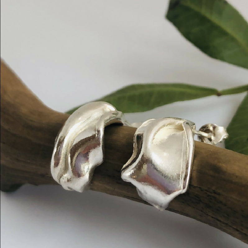 Silver leaf inspired small huggie earrings