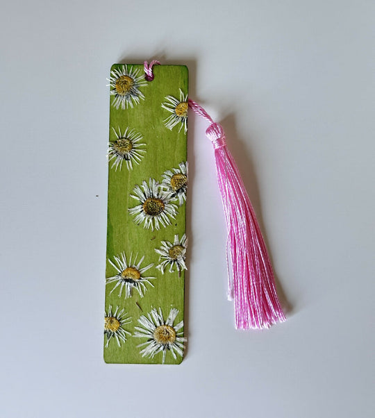 Rustic Cottage Core Style Green Wooden Floral Pressed Flower Bookmark with Tassel