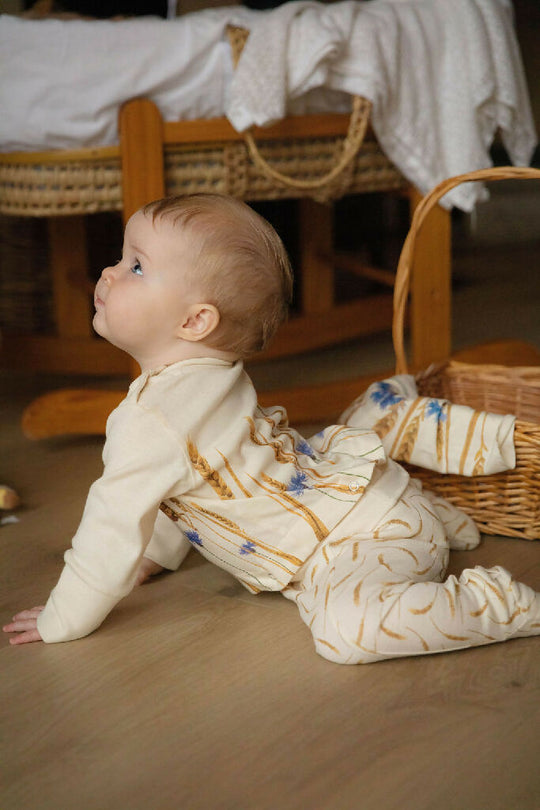 premium extendable babygrow (made from organic & regenerative cotton)