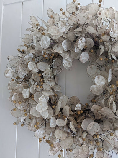 Lunaria Wreath with a Hint of Flax