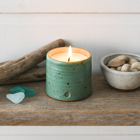 Speckled Clay Candle Pot with Refill - Eucalyptus
