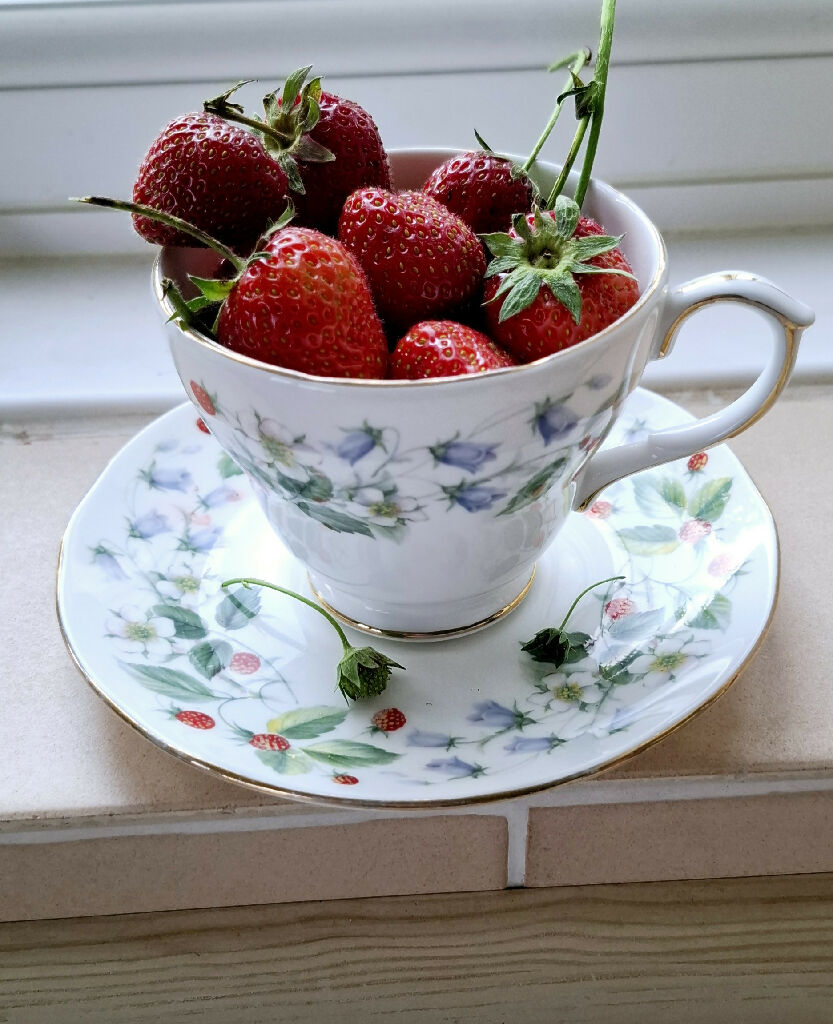 Blue Bell Broken China Pendant