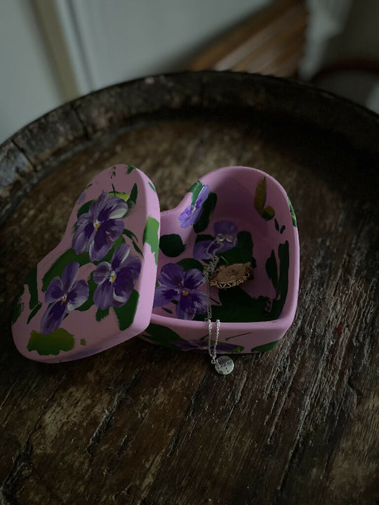 'Violet' - Ceramic Floral Heart Keepsake Box