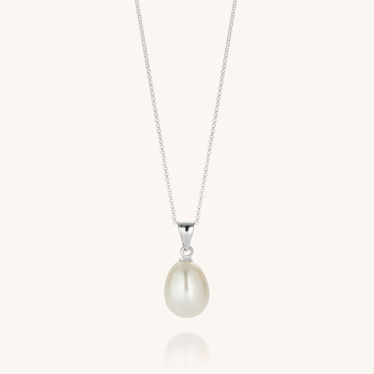 Ellen Pearl Drop Necklace