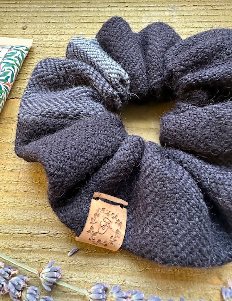 Herringbone Stripe Black & Grey Scrunchie 3