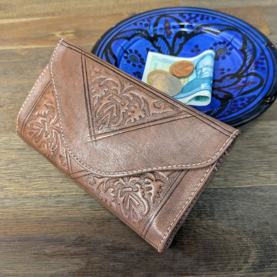 Small Leather Tri-Fold Purse Dark Brown