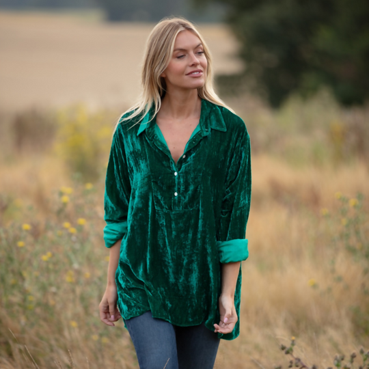 Ava Oversized Silk Velvet Shirt In Emerald Green