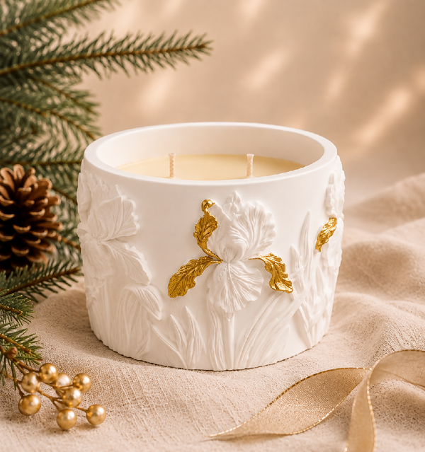 Handmade Eco Resin Christmas Candle | Double-Wick Candle | Hand-Painted Gold Accents | Sustainable Home Décor | Slow Living Gift