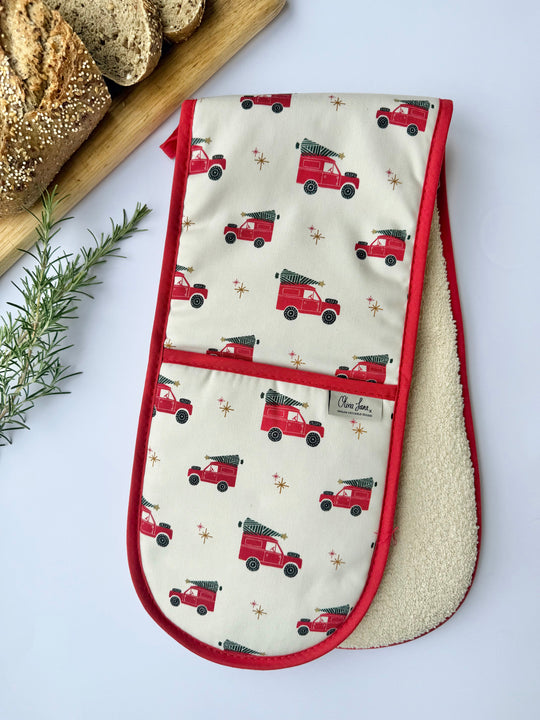 Double Oven Glove - 'A Festive Ride' Christmas Country Classic
