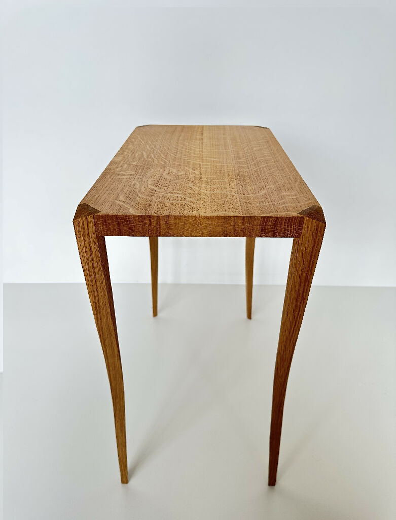 Darcy Table