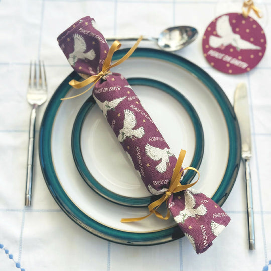 'Peace On Earth' Linen Napkin Crackers