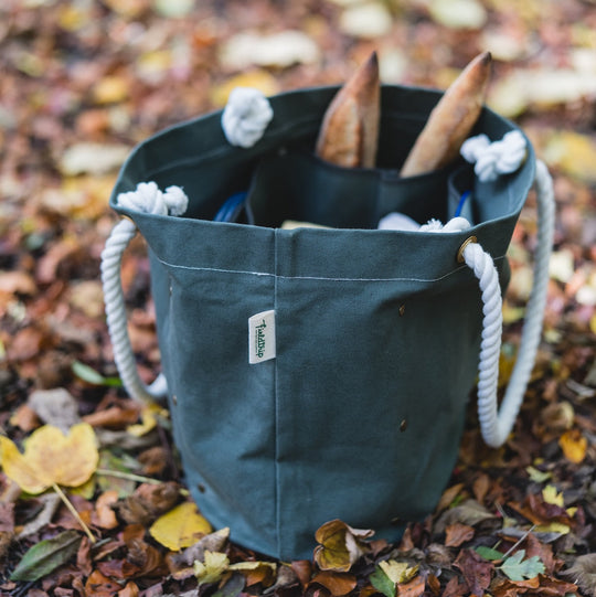 The Putman Henley Bag – The Perfect Waxed Canvas Picnic Bag, Made in Britain