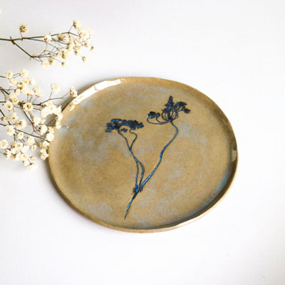 Stoneware Clay Dish in Botanical Design