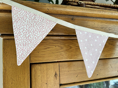 Liberty Garden Trail & Polka Dot Bunting