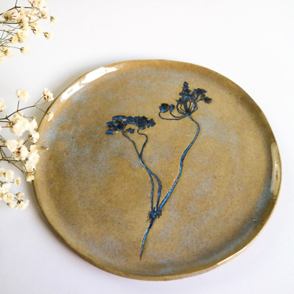 Stoneware Clay Dish in Botanical Design