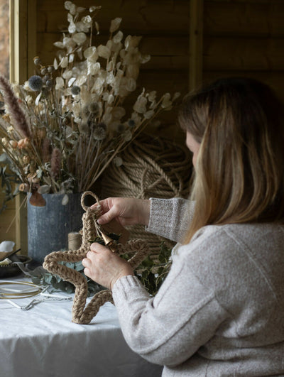 25cm Jute Christmas Star Wreath
