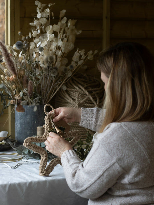 25cm Jute Christmas Star Wreath