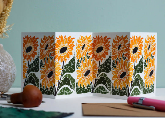 Joy Bloom Sunflower Garland Card | Single Card & Envelope