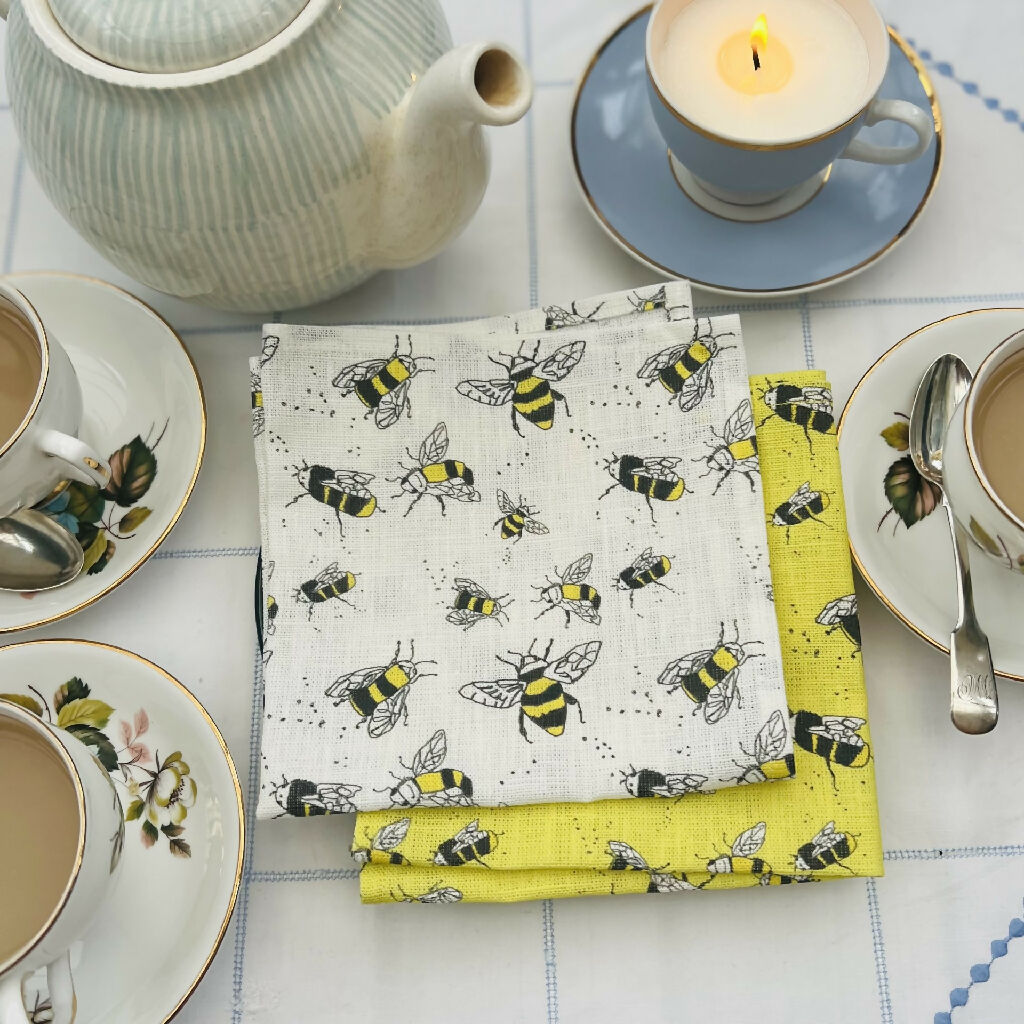 bee napkins 4