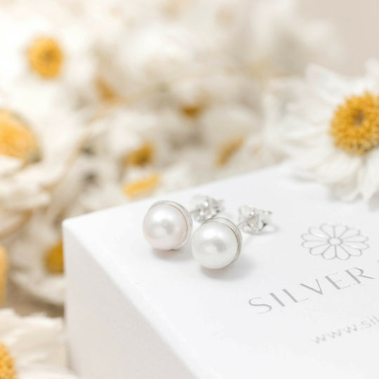 Ivory Pearl Stud Earrings