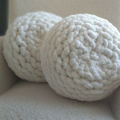 2cream hand-knit round cushions