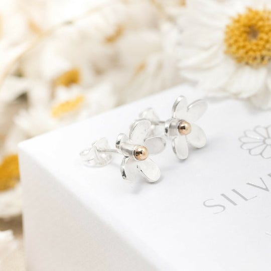 Silver Daisy Stud Earrings