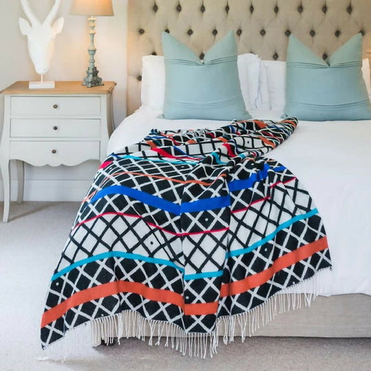Xhosa Ithumbu Throw Blanket in Black and Natural
