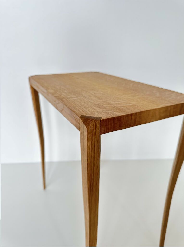 Darcy Table