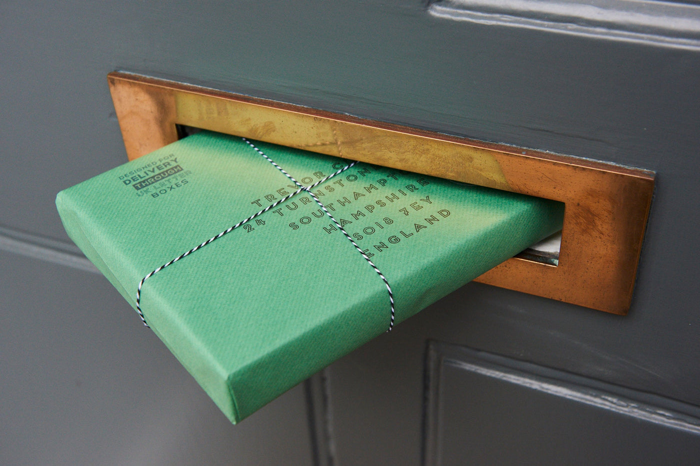 Luxury Christmas Letter Box Hamper with Gin & Milk Chocolate truffles