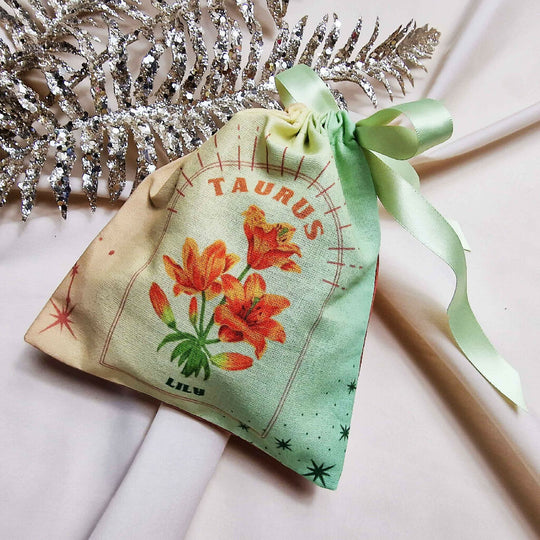Taurus Lily Birth Flower Gift Pouch in Green and Yellow