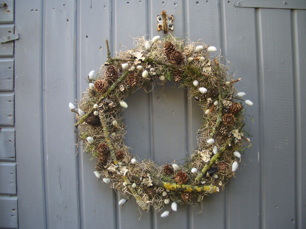 pussy-willow-wreath-2)