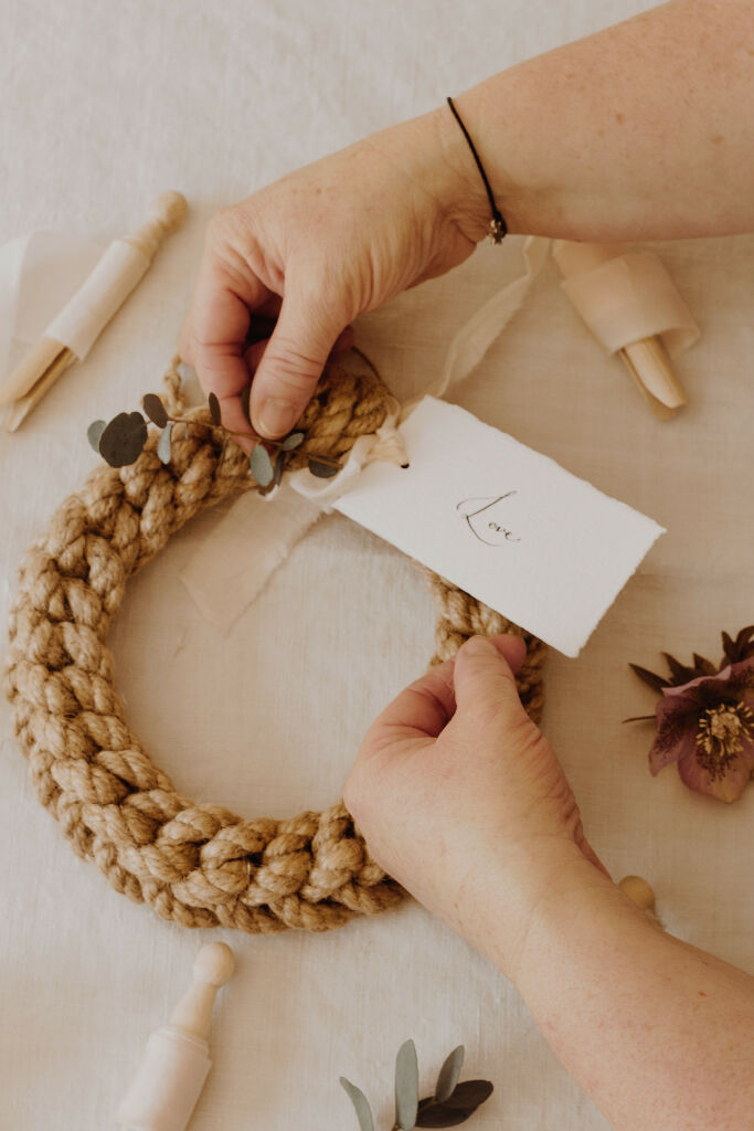 Small 15cm Rope Christmas Wreath