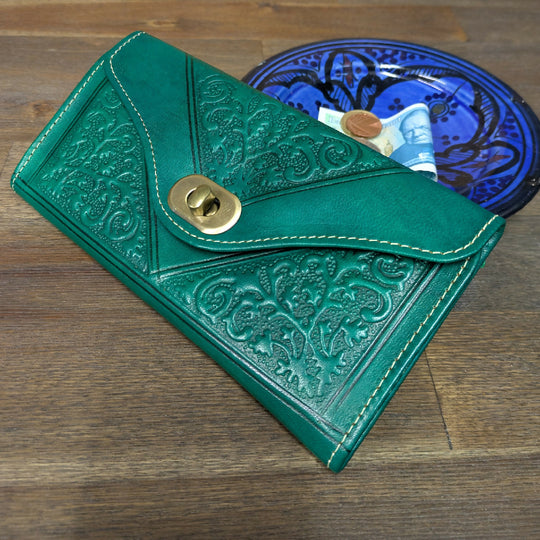 Leather Tri-Fold Purse Green