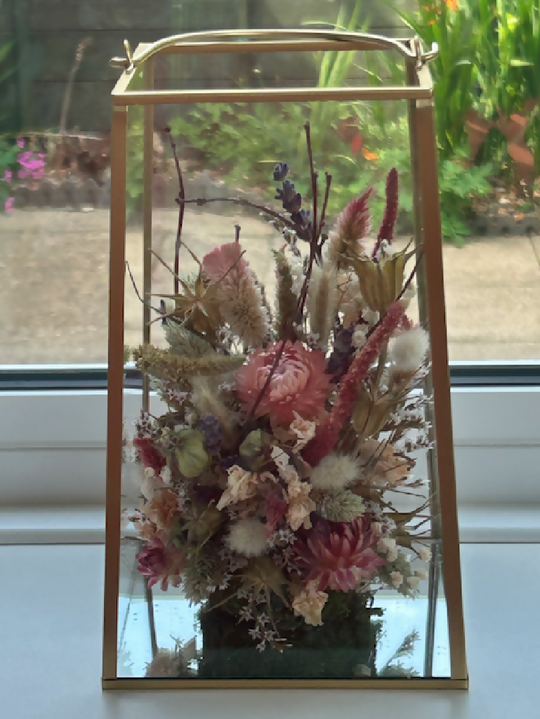 Dried Flower Lantern