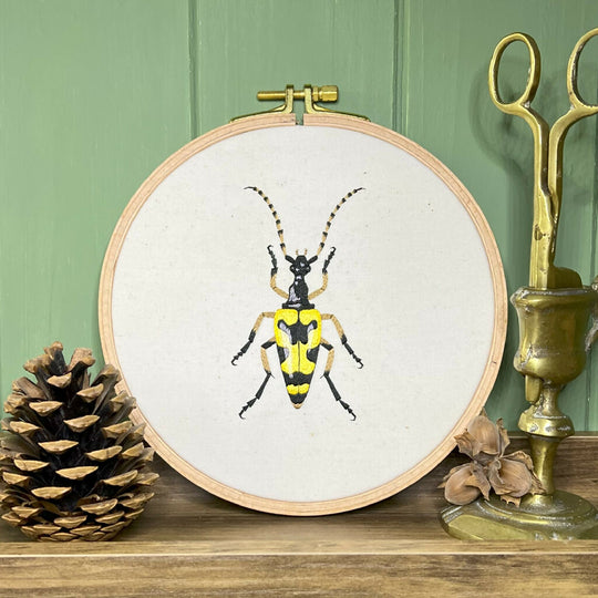 Black and Yellow Longhorn Beetle Silk Shading Embroidery Kit