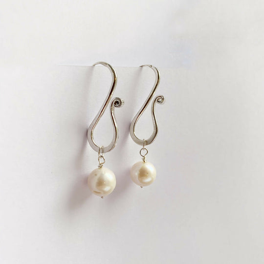 Vermeer pearl earrings