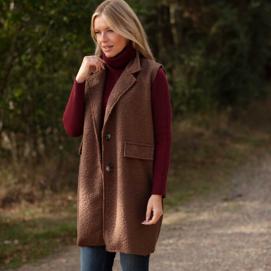Long Boucle Gilet In Brown