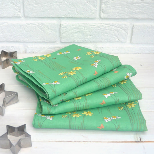 Daffodils Linen Tea Towel in Green