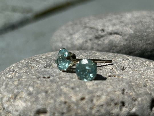 Apatite blue azure Earrings